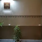 לינה וארוחת בוקר Palazzo Perrotta 4*