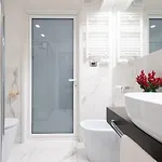 Palazzo Perrotta 4*