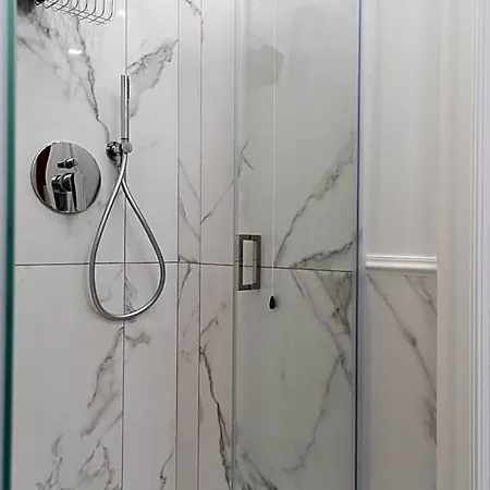 Palazzo Perrotta 4*