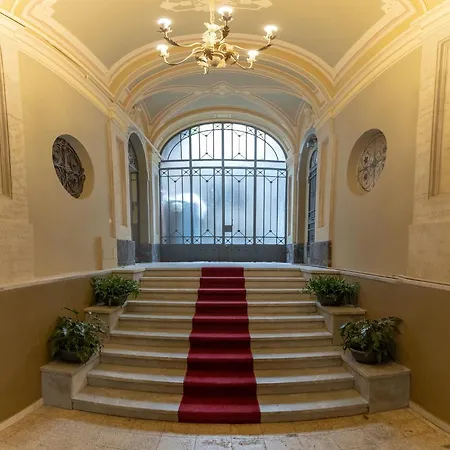 Palazzo Perrotta Bed & Breakfast 2*